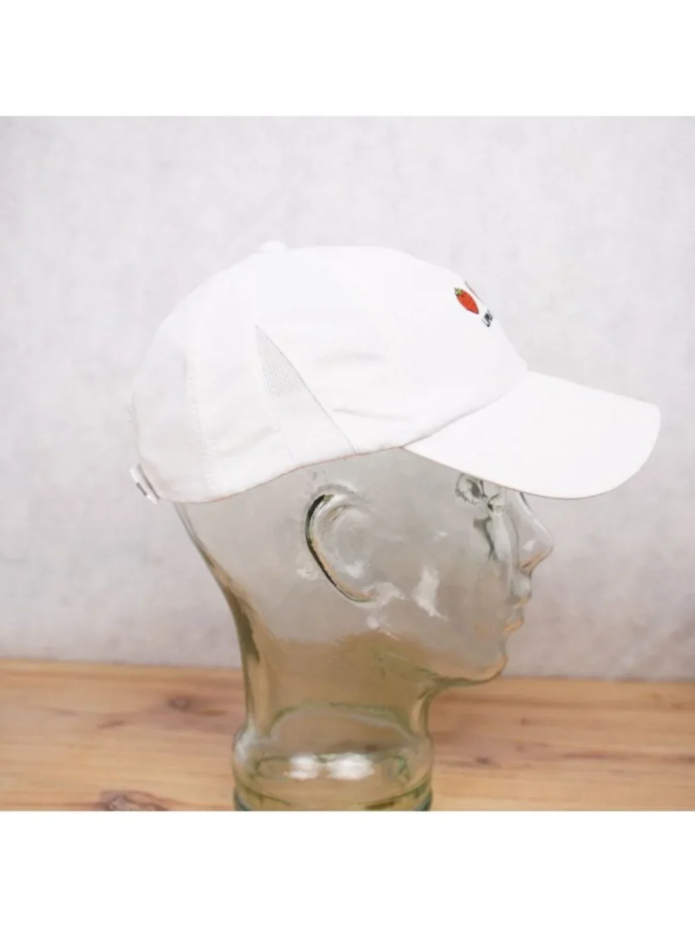 Life Is Good Breathable Baseball Cap Hat Adult One Size White Strawberry Logo